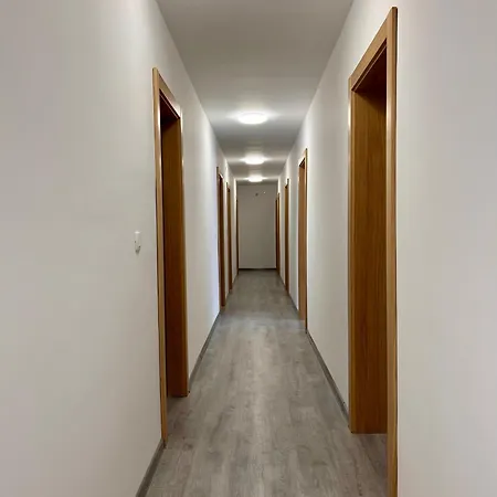 Motel Nur Ns *