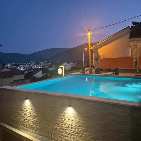 Nur Motel